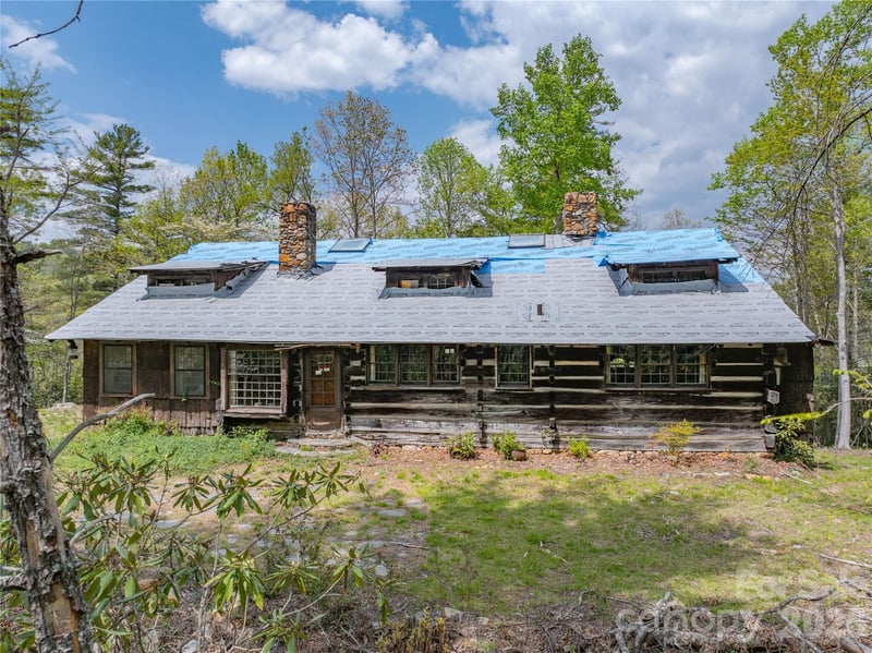 1971 Swiss Pine Lake Drive, Spruce Pine, NC - 2 beds, 3 baths, 1,874 sqft - $1,175,000