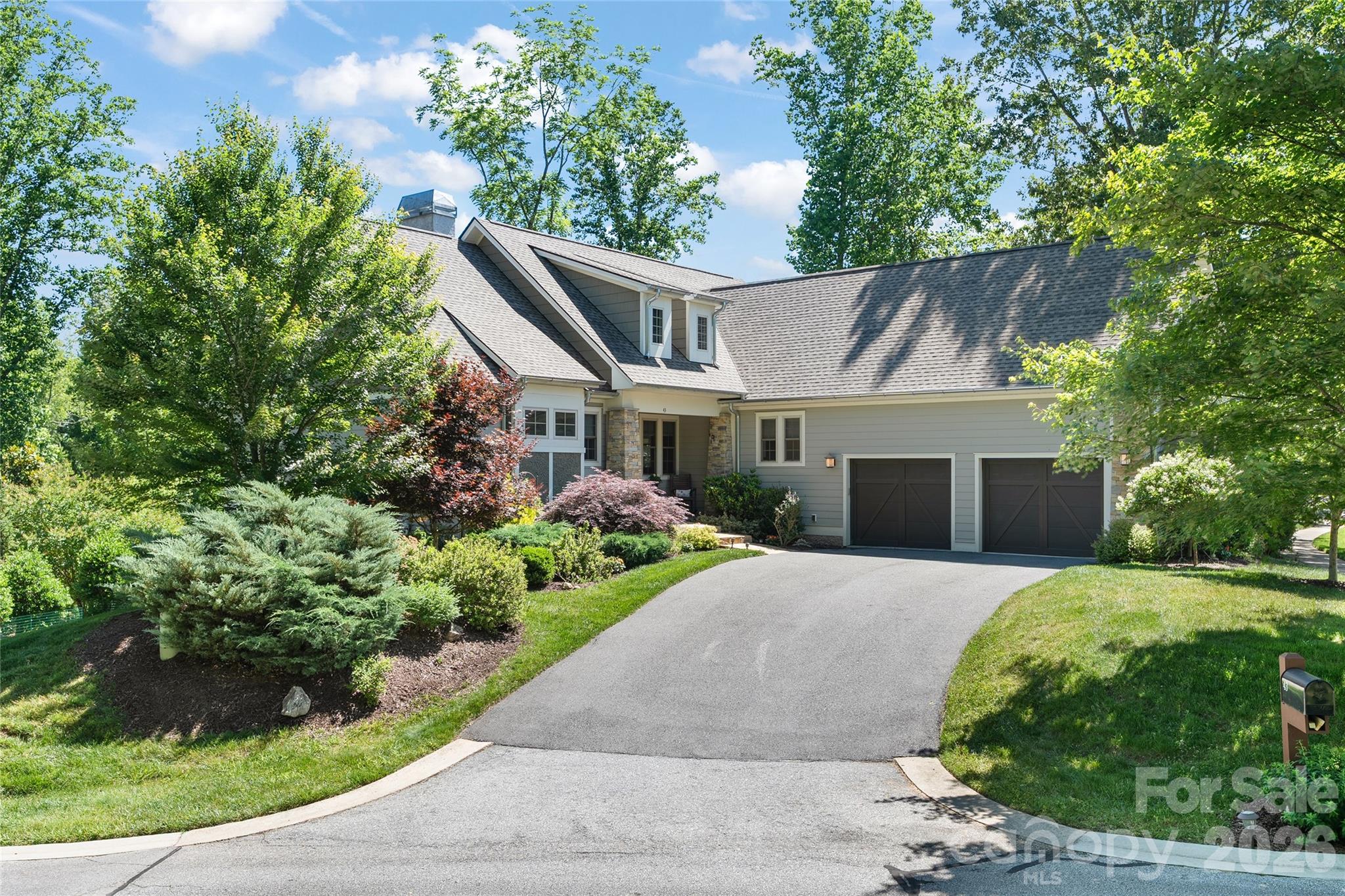 43 Orvis Stone Circle, Biltmore Lake, NC. property listing photo