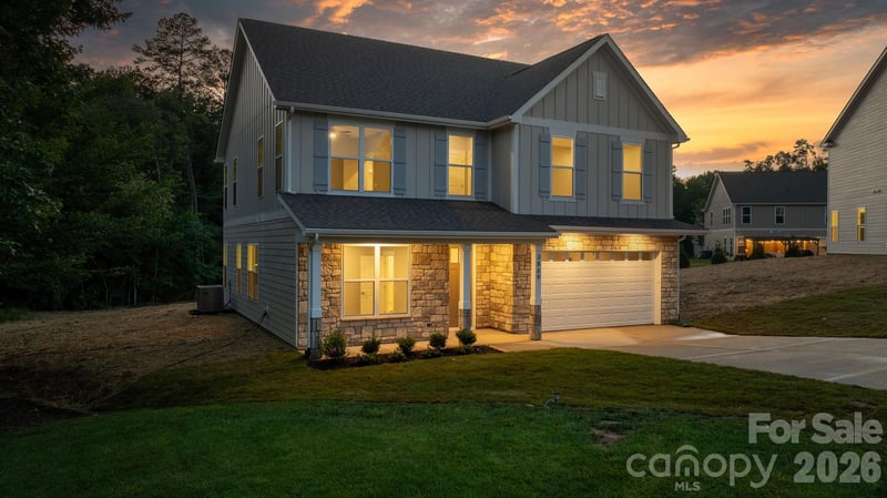 3869 12th Street Court NE, Hickory, NC - 4 beds, 3 baths, 2,790 sqft - $525,000