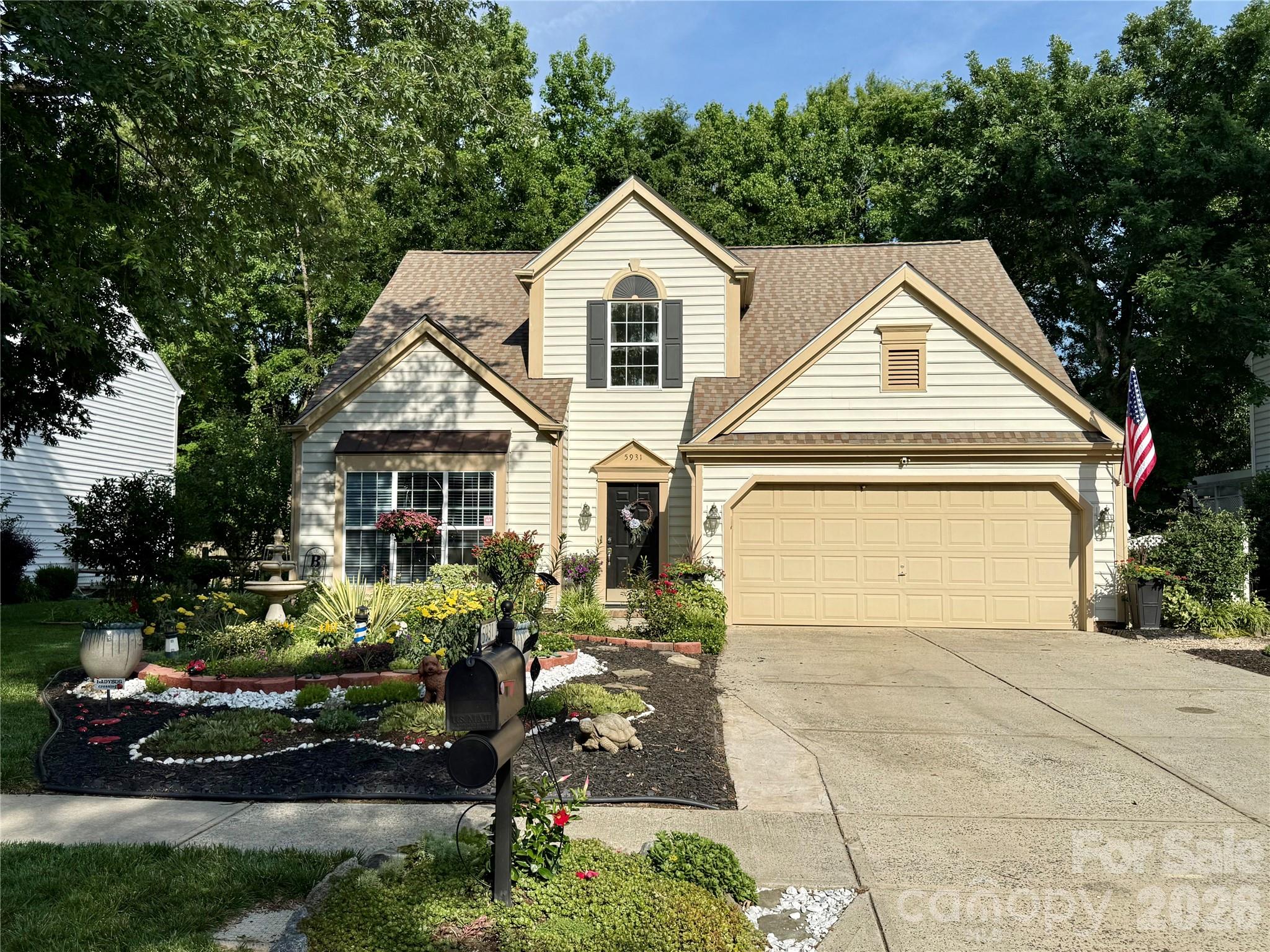 5931 Downfield Wood Drive, Charlotte, NC. property listing photo
