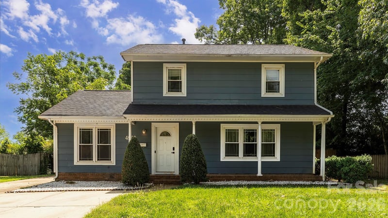 4900 Carriage Drive Circle, Charlotte, NC - 4 beds, 2 baths, 1,737 sqft - $398,000