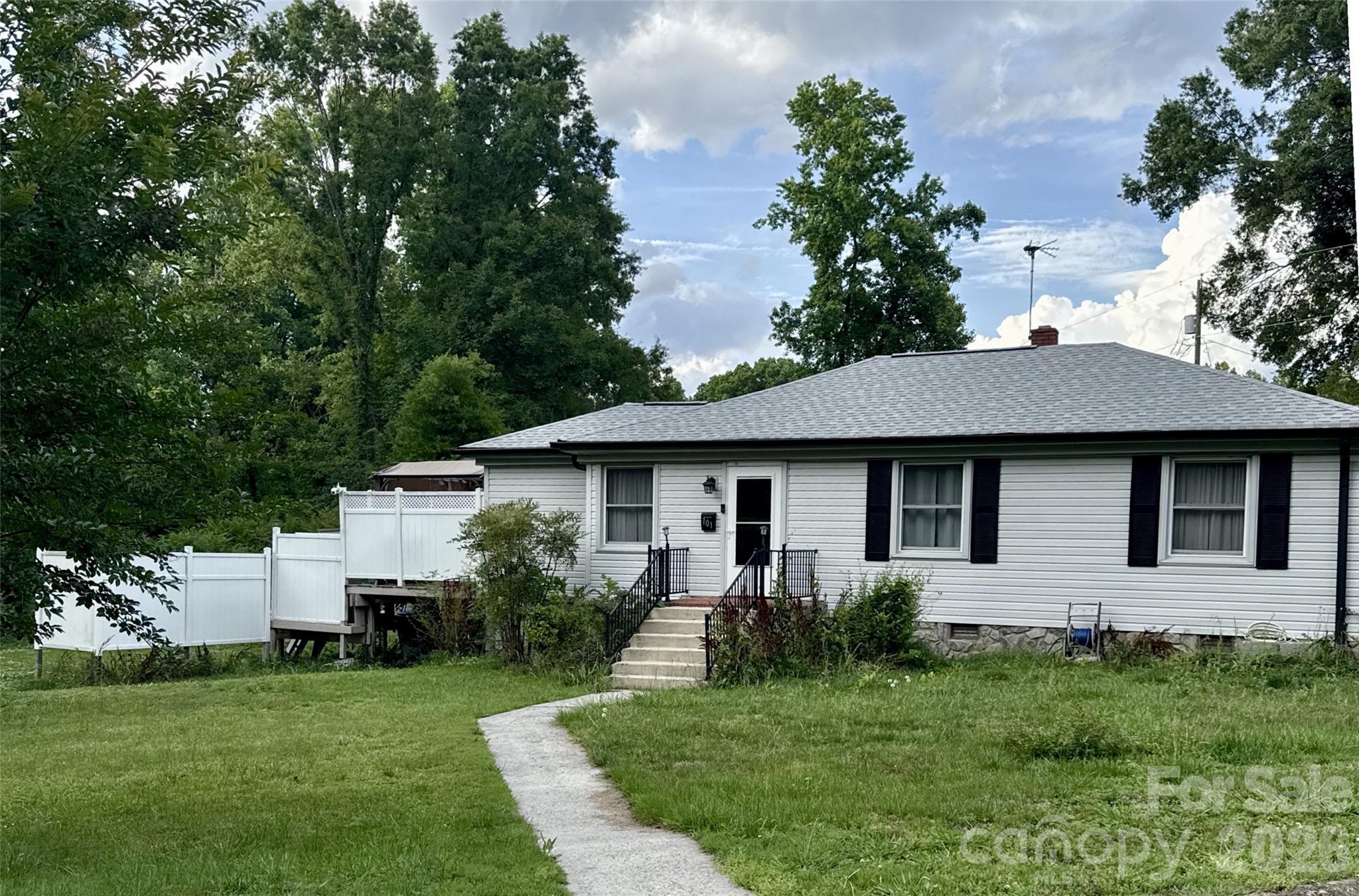 101 Charles Street, Cherryville, NC. property listing photo