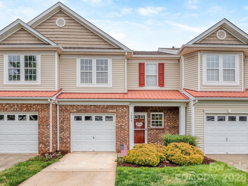 3064 Priory Ridge Drive, Fort Mill, SC - 2 beds, 2.5 baths, 1,622 sqft - $320,000