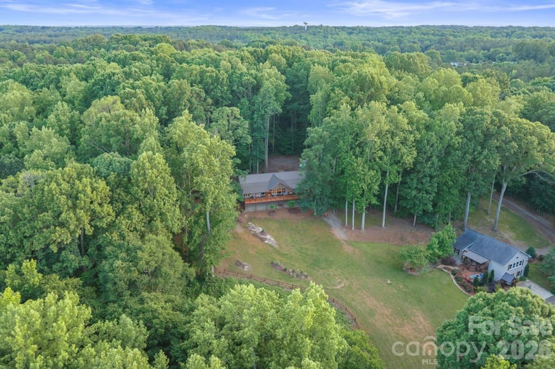 9870 Harvest Lane, Davidson, NC - 5 beds, 4 baths, 1,980 sqft - $1,635,000