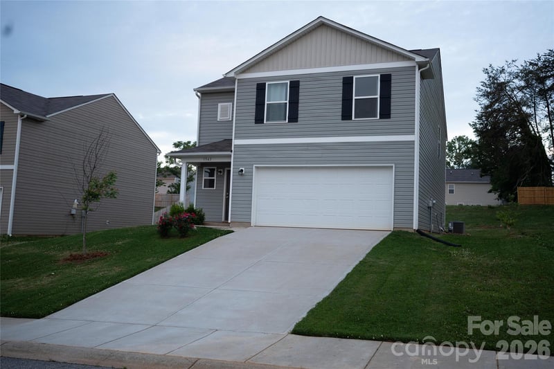 1563 Catskill Way, Newton, NC - 4 beds, 2.5 baths, 2,079 sqft - $319,900