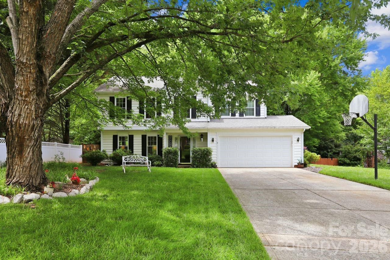 3009 Oakcroft, Matthews, NC — property listing photo 1