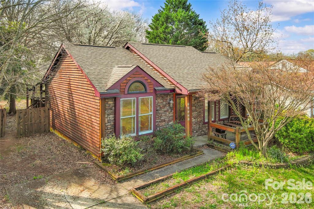 11826 Merriweather Drive, Charlotte, NC. property listing photo