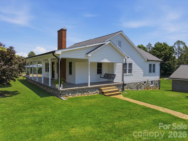2401 Lail Road, Morganton, NC - 3 beds, 1.5 baths, 1,640 sqft - $425,000