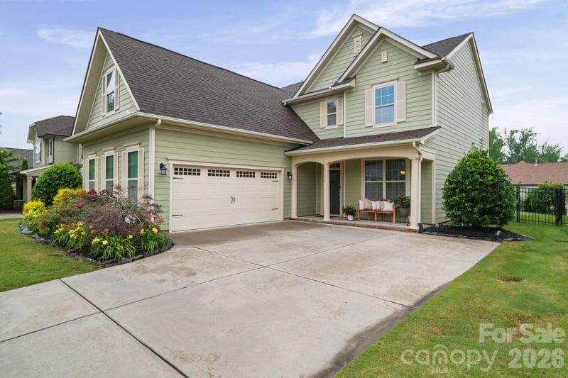 17516 Austins Creek Drive, Charlotte, NC - 5 beds, 3 baths, 2,695 sqft - $549,900