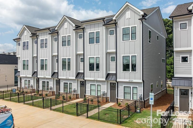 5150 Old Ridge Road B4, Charlotte, NC - 3 beds, 3.5 baths, 1,702 sqft - $2,657
