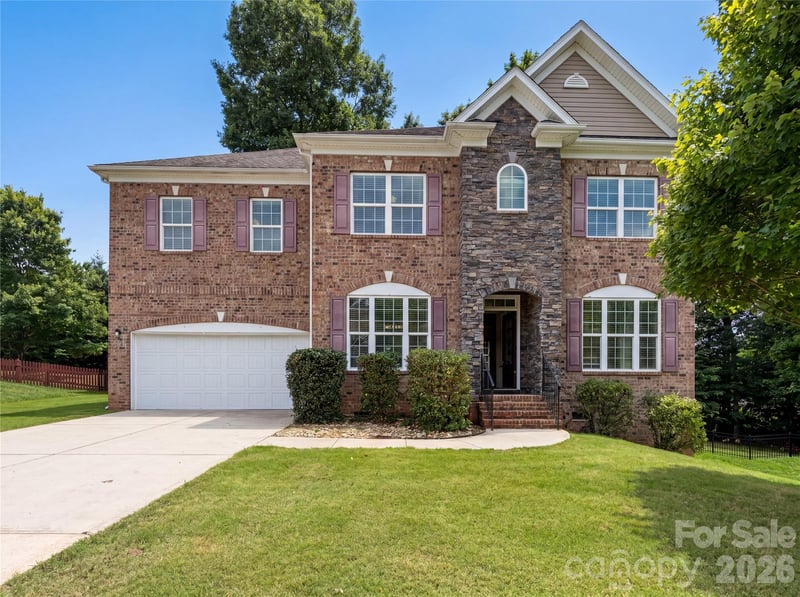 2115 Eskridge, Clover, SC - 5 beds, 3 baths, 3,155 sqft - $570,000