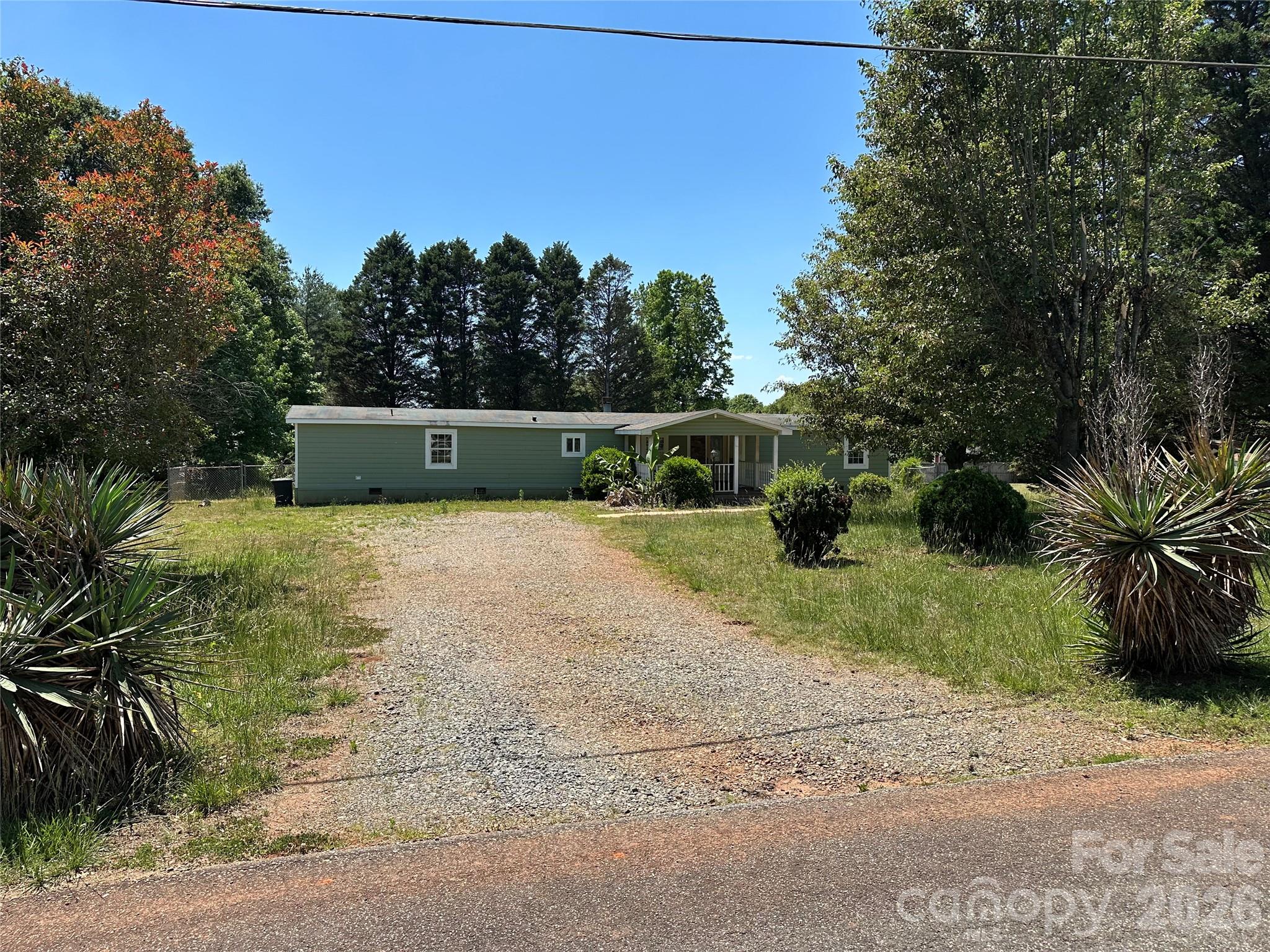 4191 Deerfield Drive, Maiden, NC. property listing photo