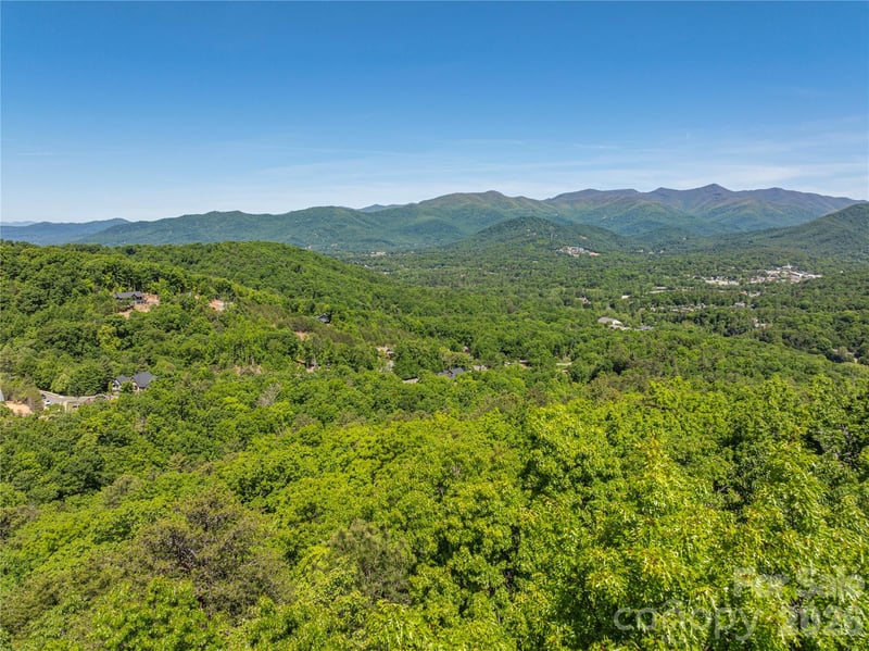 146 Settings Boulevard, Black Mountain, NC -  - $179,000
