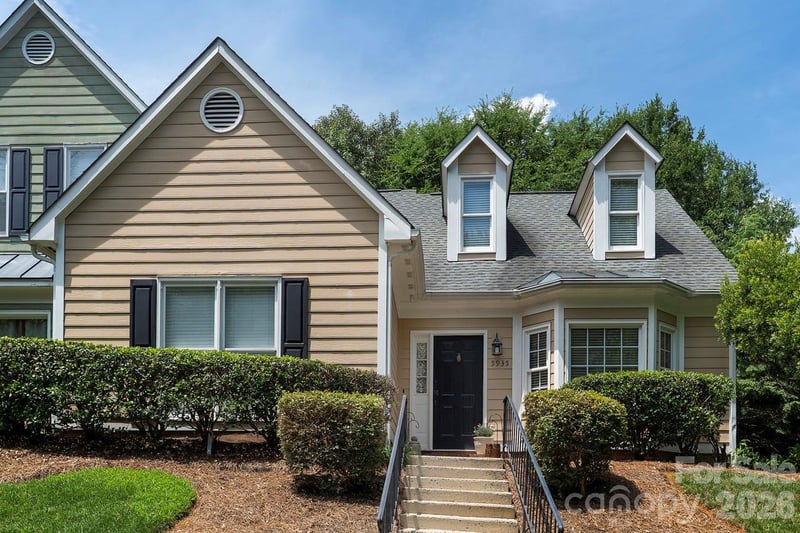 5935 Fitzwilliams Lane, Charlotte, NC - 2 beds, 2 baths, 1,297 sqft - $365,000