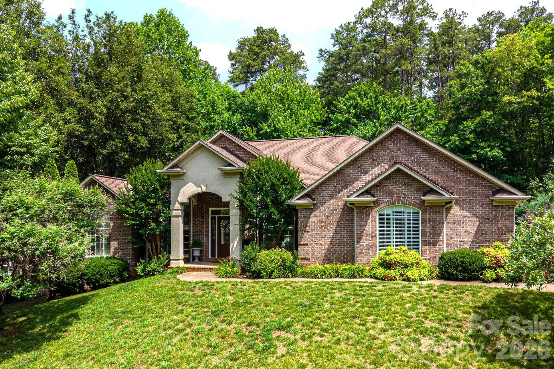 116 28th Avenue NW, Hickory, NC. property listing photo