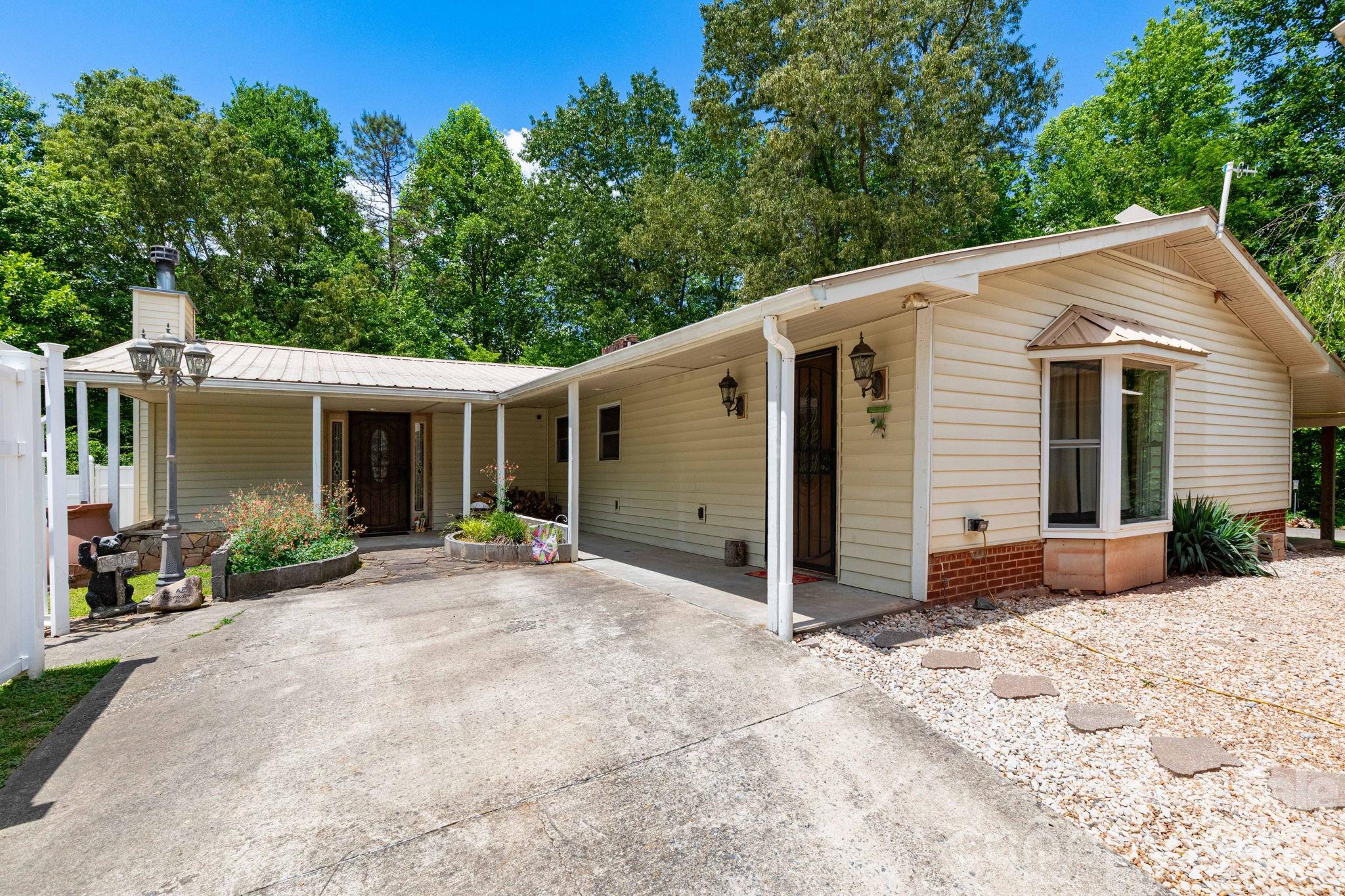 45 and 54 Forsythe Lane, Waynesville, NC. property listing photo
