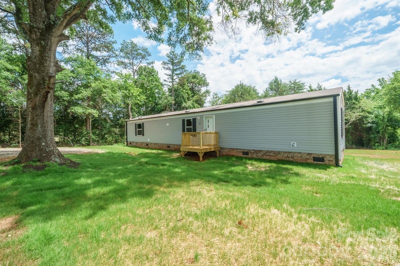 5101 Flay Road, Lincolnton, NC - 3 beds, 2 baths, 931 sqft - $199,500
