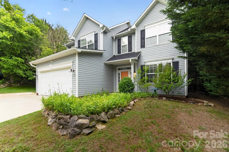 11 Peppermill Drive, Asheville, NC - 4 beds, 2.5 baths, 2,030 sqft - $555,000