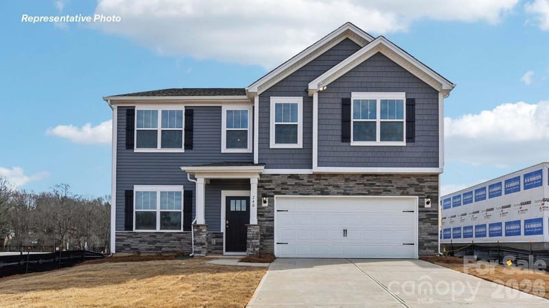 5109 Parker Forest Road, Charlotte, NC - 5 beds, 3 baths, 2,818 sqft - $469,000