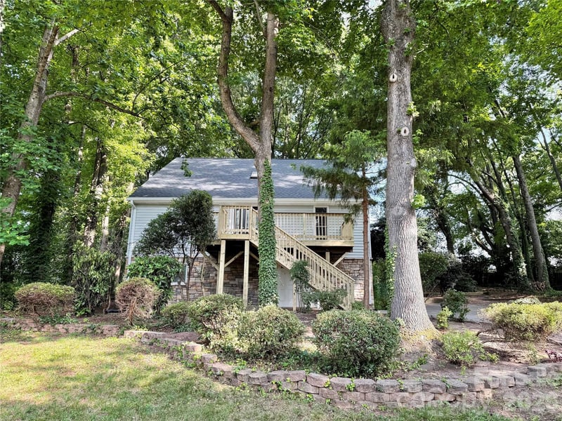 21123 Rio Oro Drive, Cornelius, NC - 3 beds, 3 baths, 2,497 sqft - $635,000