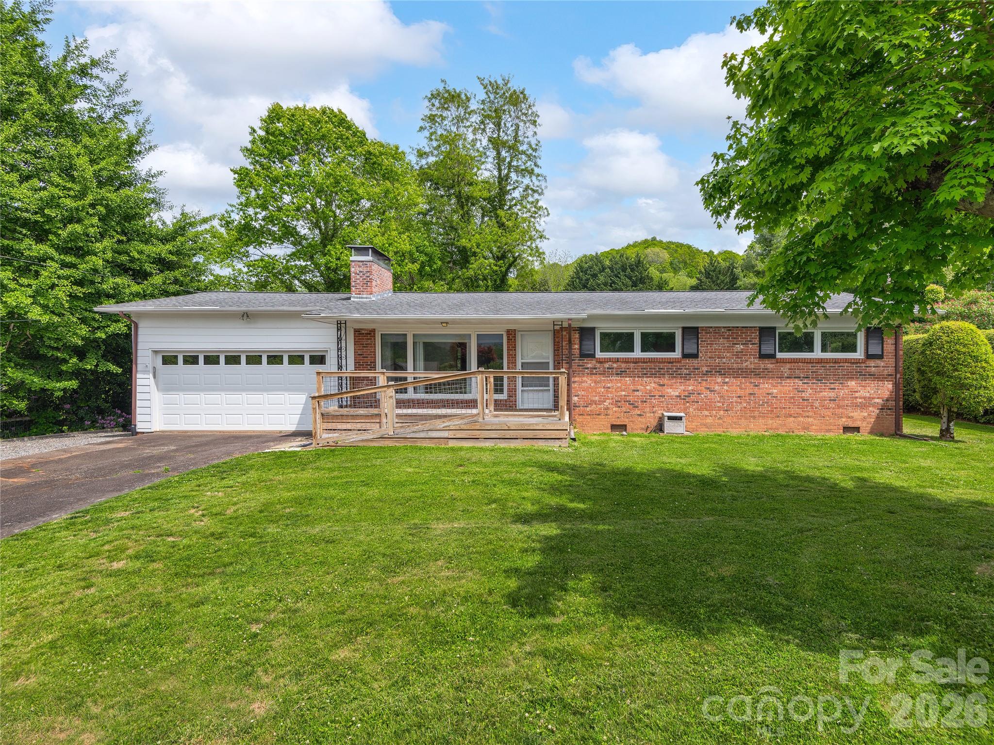 125 Playground Court, Waynesville, NC. property listing photo