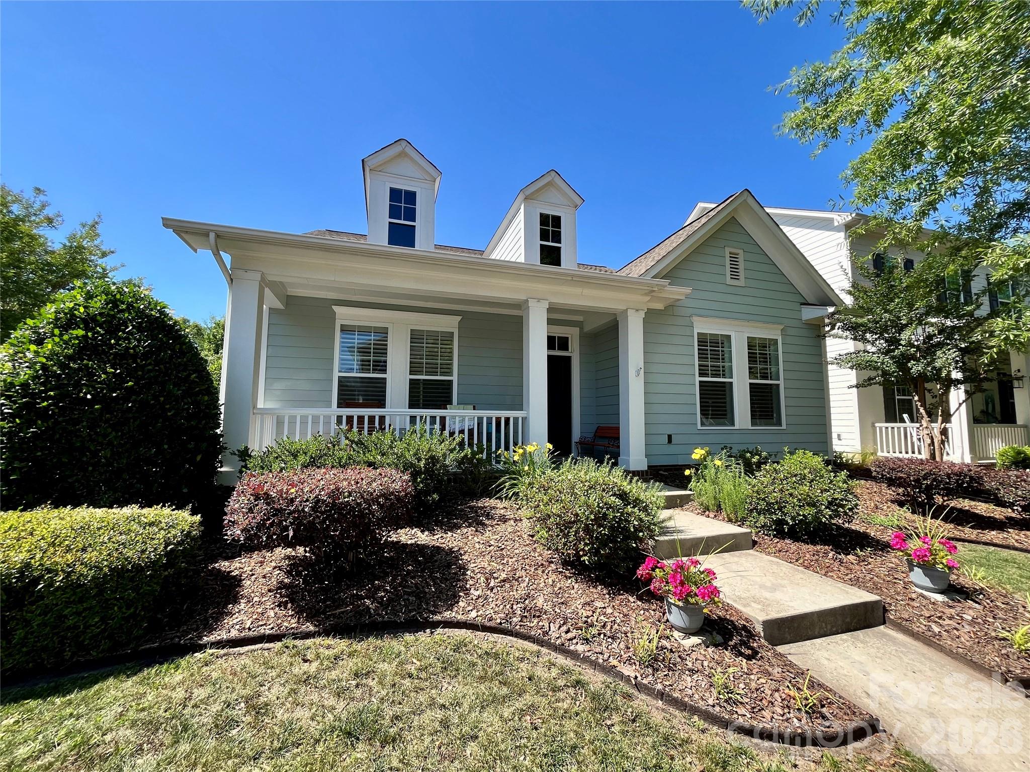12422 Brenthaven, Davidson, NC — property listing photo 1