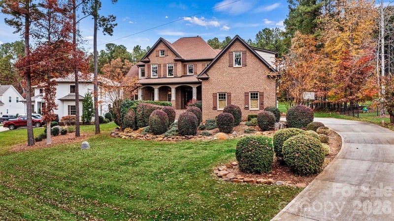 336 Kenway Loop, Mooresville, NC - 4 beds, 4.5 baths, 4,124 sqft - $1,049,000
