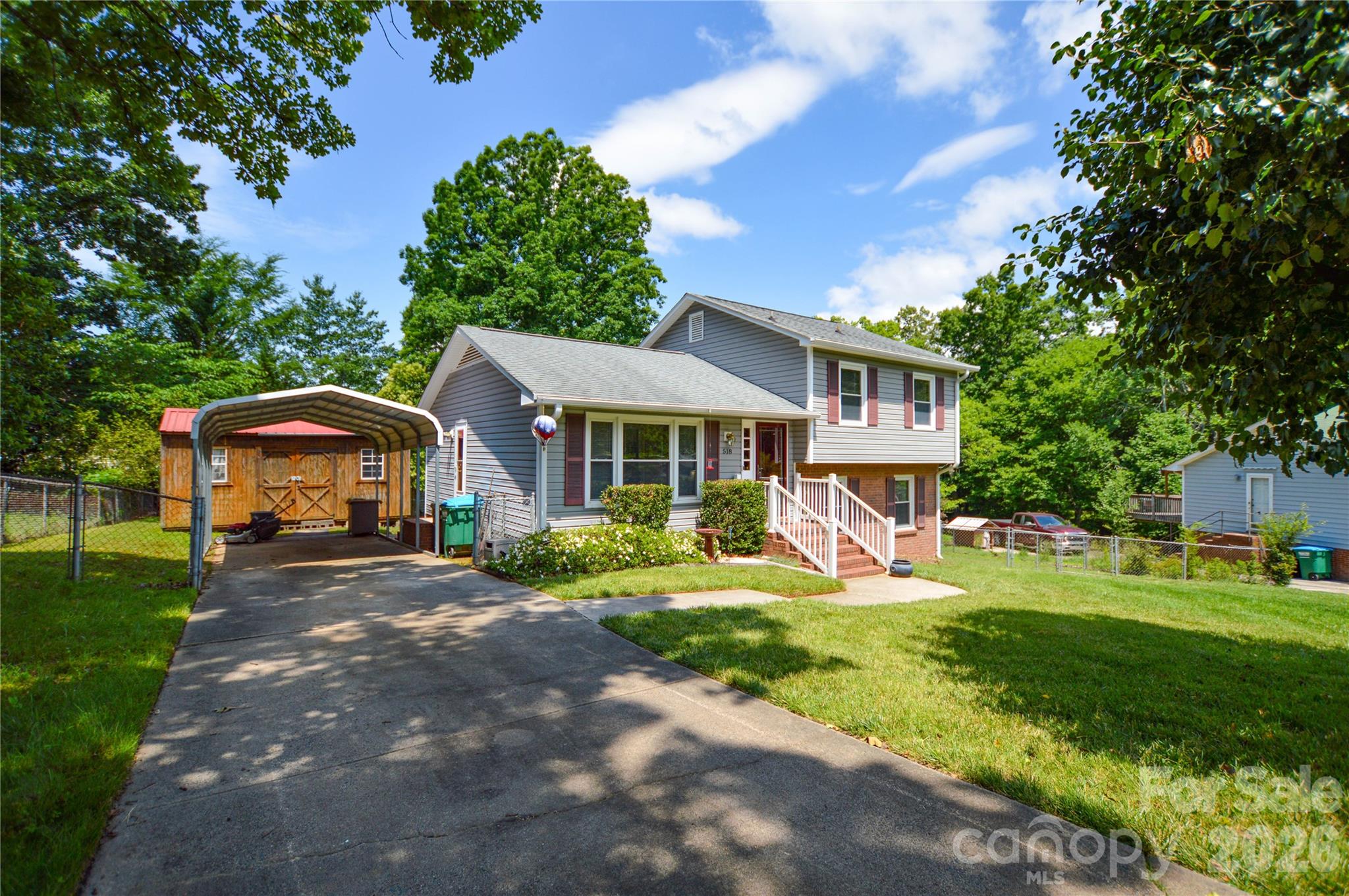 518 Vinecrest, Matthews, NC — property listing photo 1