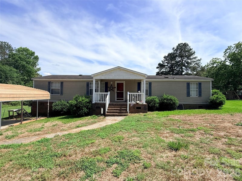 1796 Deaton Drive, Lancaster, SC - 4 beds, 2 baths, 1,440 sqft - $160,000