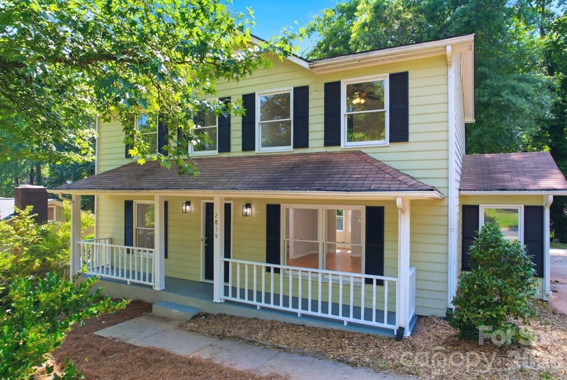 2819 Royal Ridge Lane, Charlotte, NC - 3 beds, 2.5 baths, 1,661 sqft - $339,250