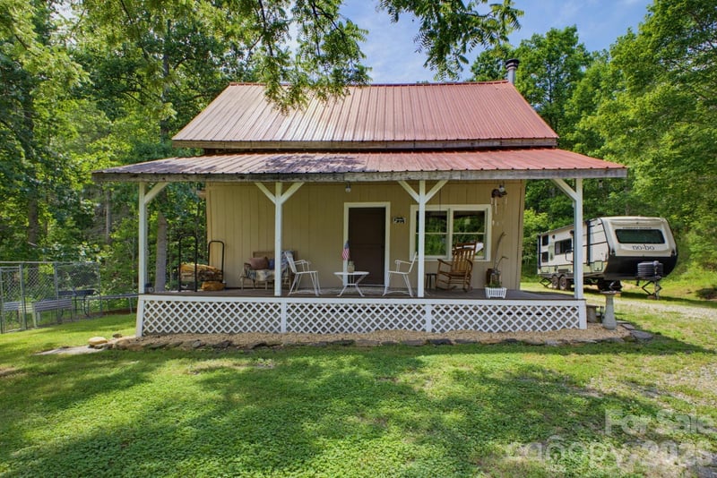 1239 W McGuinn Road, Mill Spring, NC - 2 beds, 2 baths, 1,972 sqft - $565,000