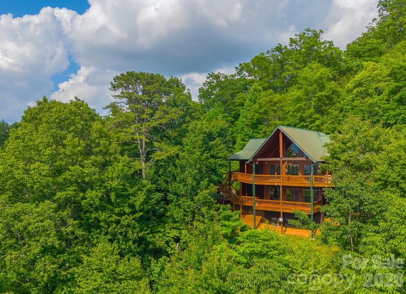 22 Kako Ridge, Sylva, NC - 3 beds, 3 baths, 3,504 sqft - $999,000