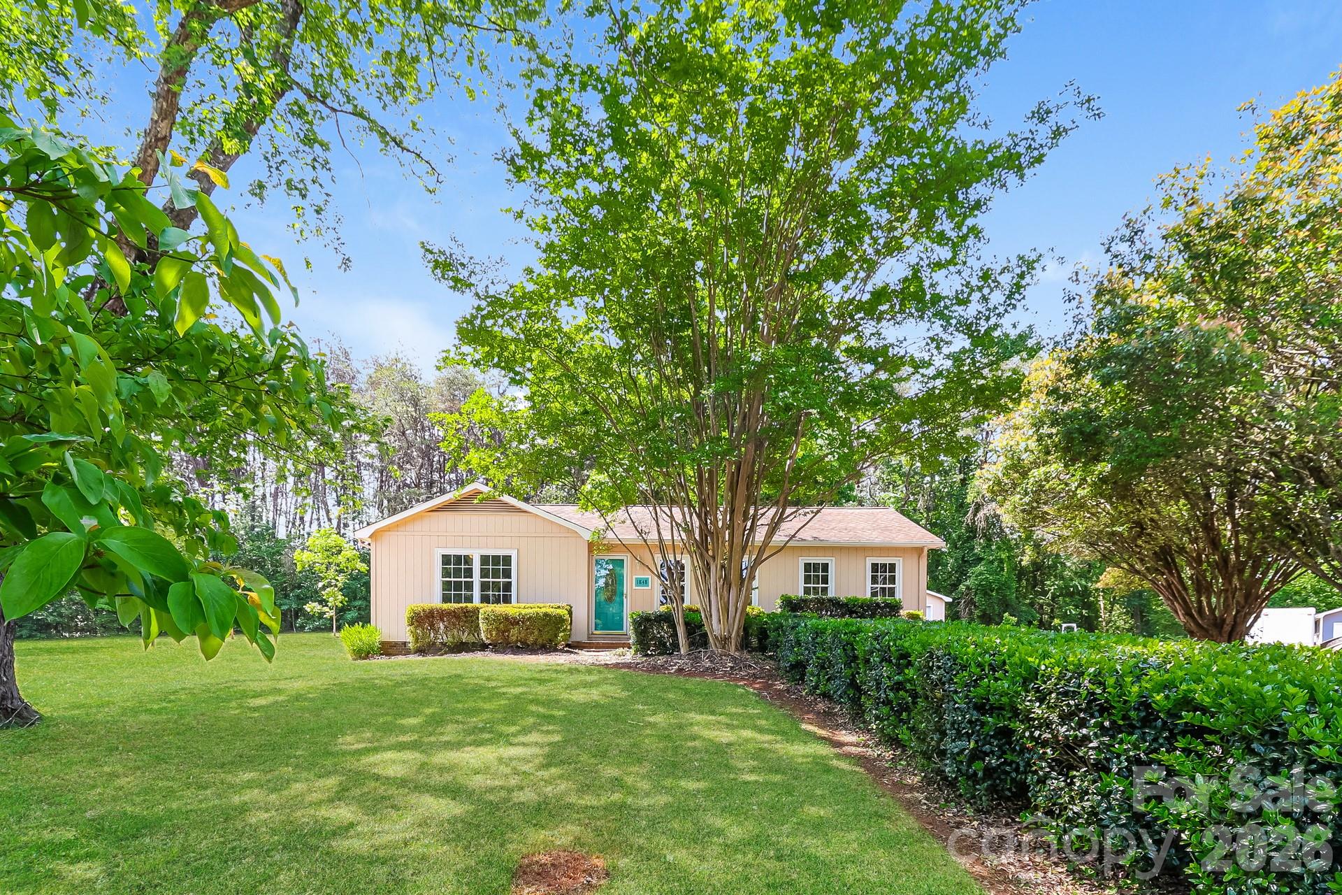 1848 Twain Street, Newton, NC — property listing photo