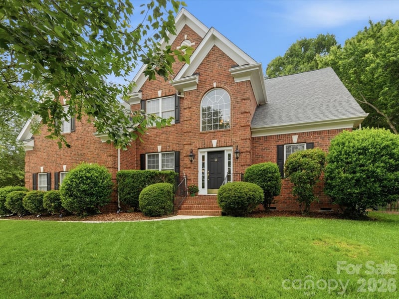 8404 Denholme, Waxhaw, NC - 4 beds, 4 baths, 4,356 sqft - $899,900