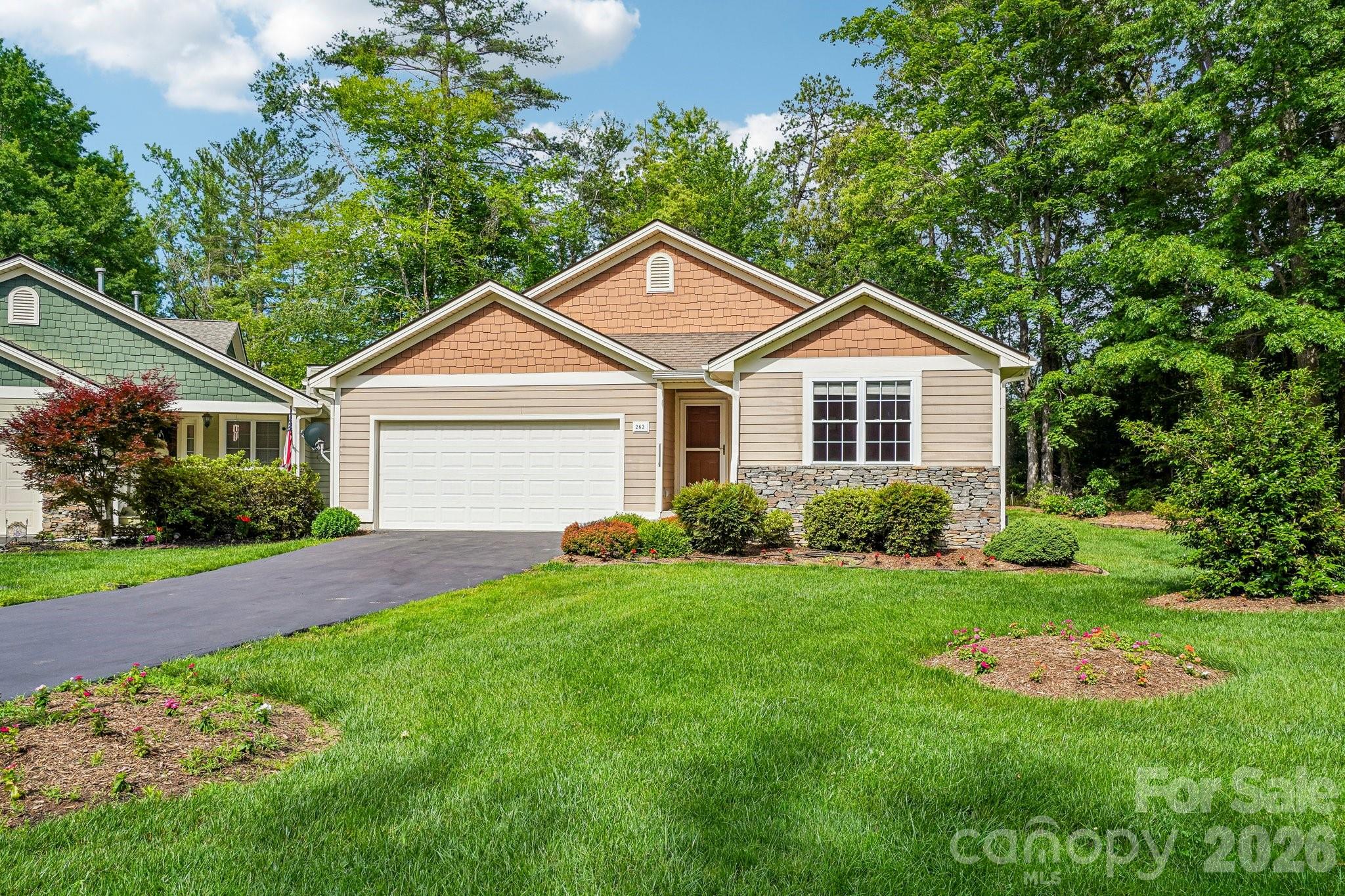 263 Fairway View Drive, Etowah, NC. property listing photo
