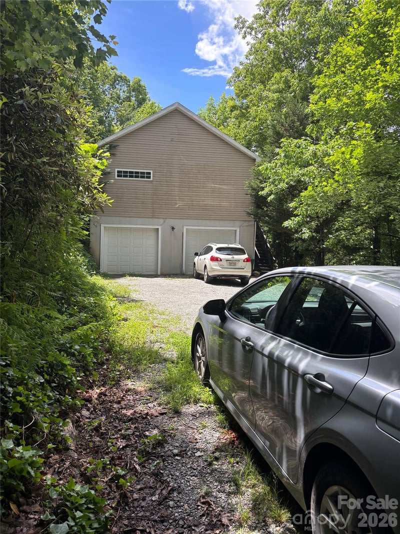 319 Glenn Bridge Road, Arden, NC - 3 beds, 2 baths, 2,146 sqft - $399,000