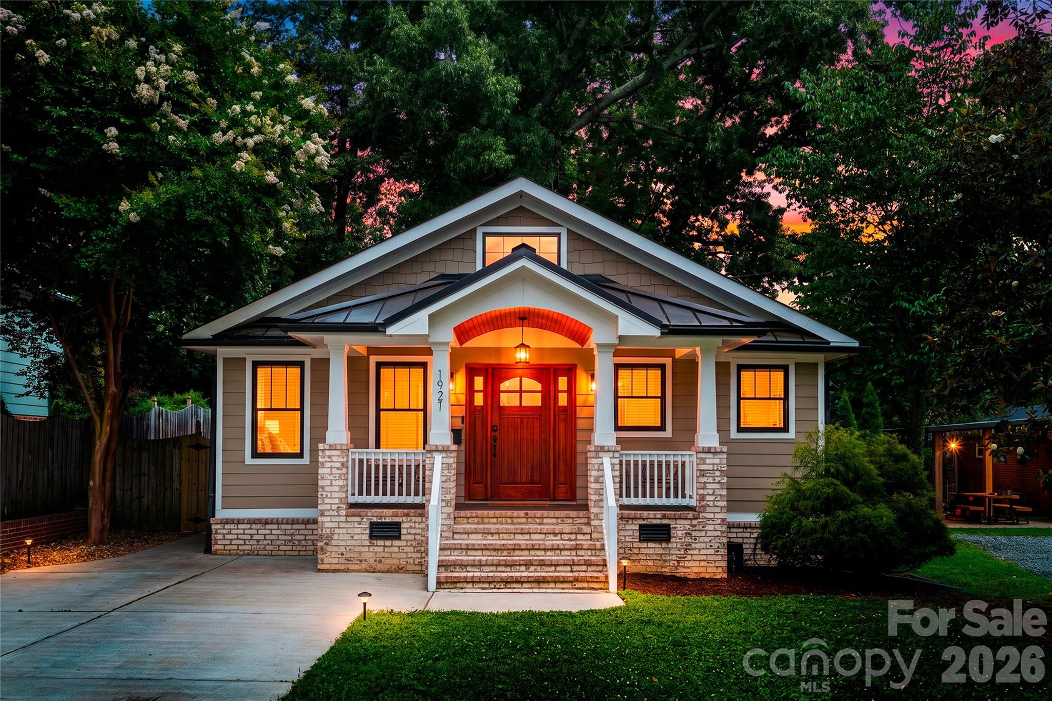 1921 Cumberland, Charlotte, NC — property listing photo 1