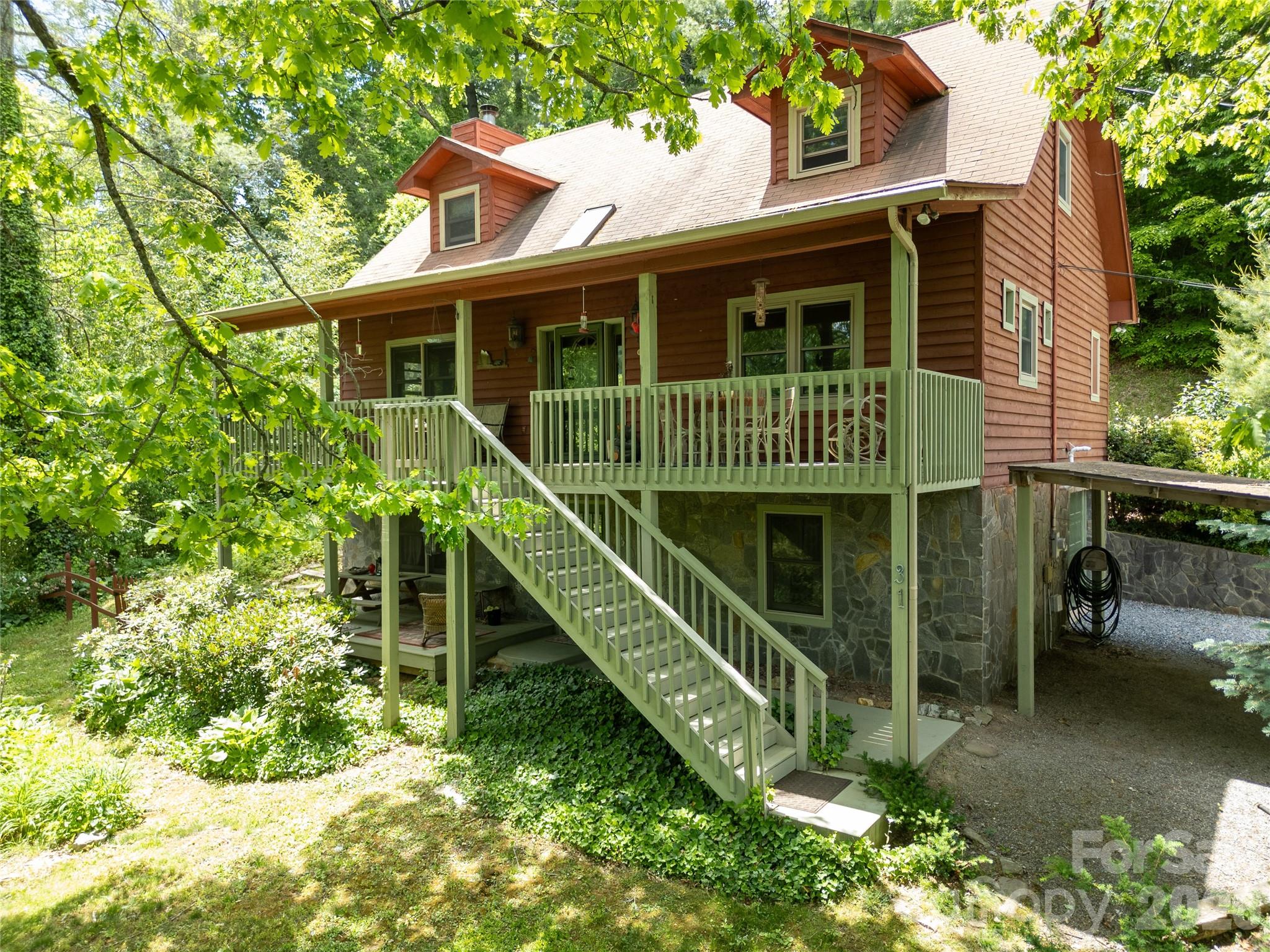 31 Valley Cove Place, Waynesville, NC. property listing photo