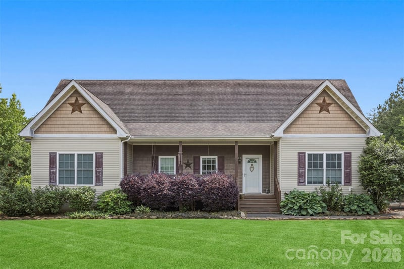 1581 Rhyne Road, Dallas, NC - 3 beds, 3 baths, 1,898 sqft - $620,000