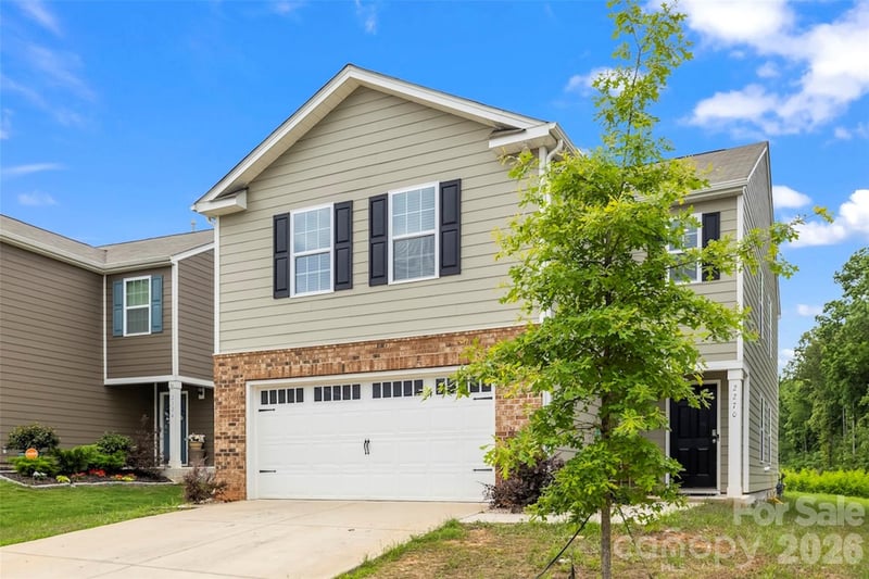 2270 Redstone Drive Apt 23, York, SC - 4 beds, 2.5 baths, 2,259 sqft - $320,000