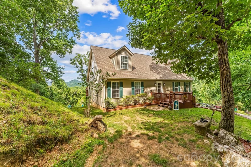 70 Heslar Way, Marshall, NC - 3 beds, 2.5 baths, 2,400 sqft - $838,000