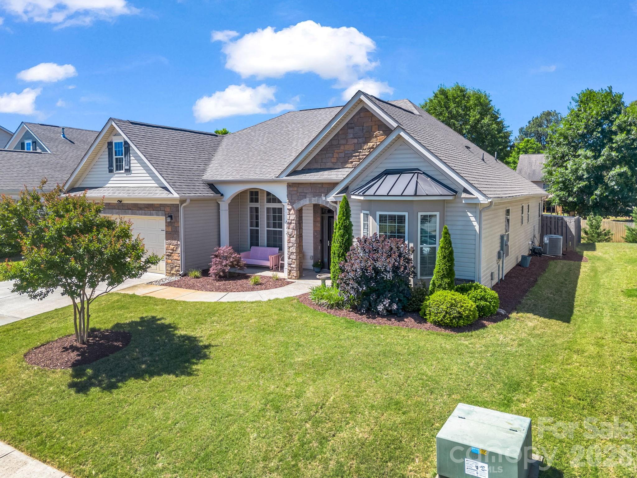 672 Ridgeville Crossing, Inman, SC. property listing photo