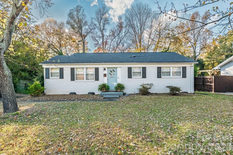 2333 Birchcrest, Charlotte, NC - 3 beds, 2 baths, 1,042 sqft - $375,000