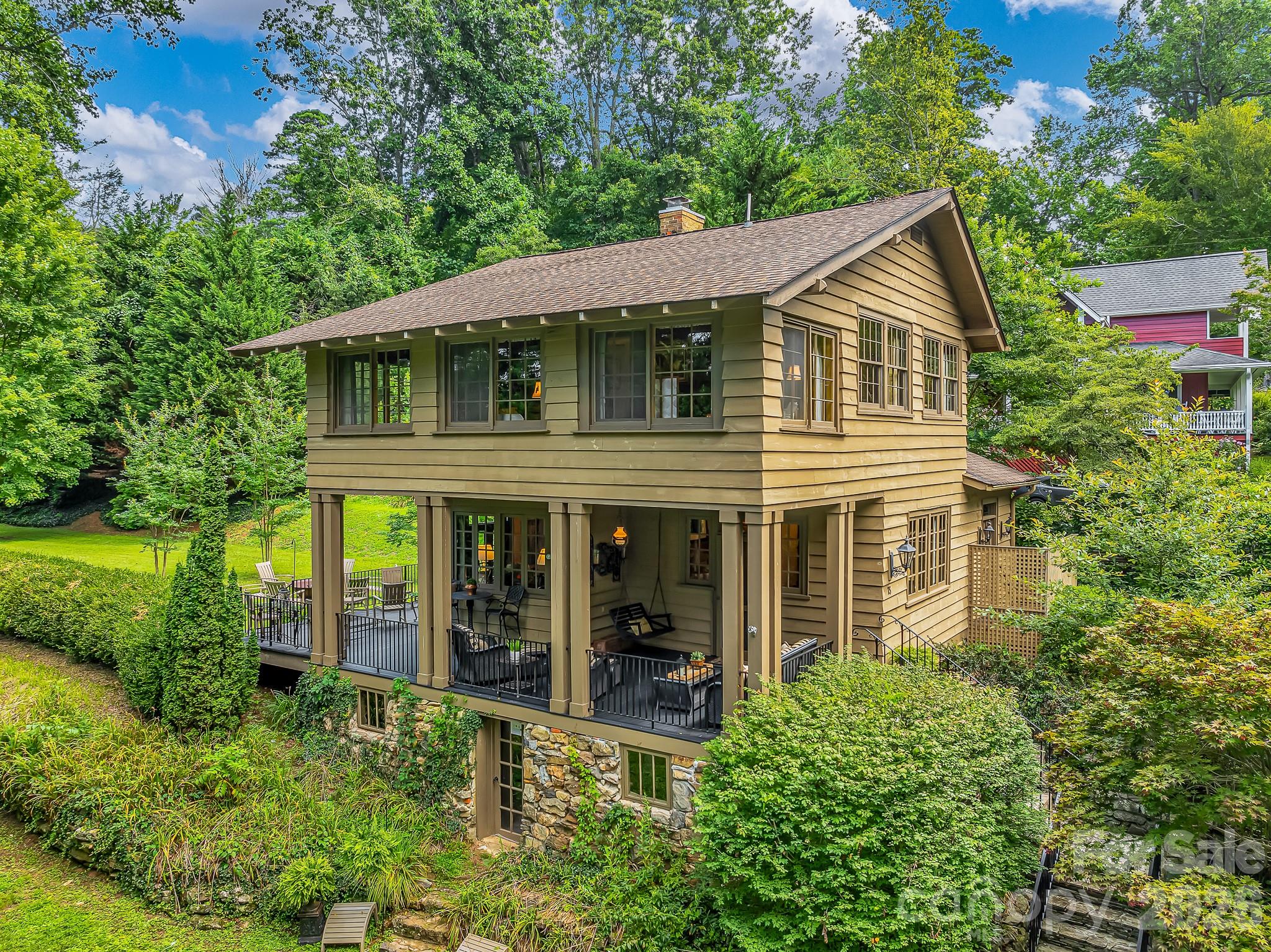 75 Charles Street, Saluda, NC. property listing photo