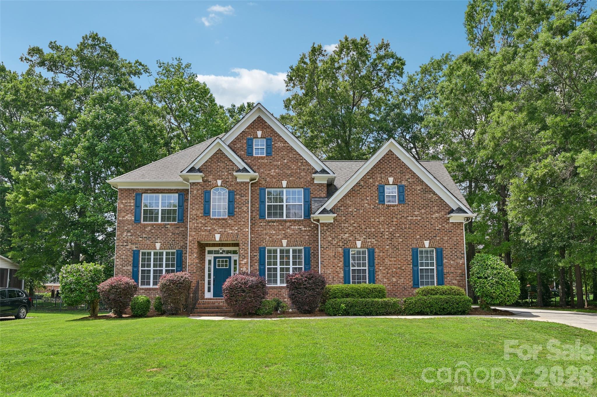 2825 Chip Shot, Matthews, NC — property listing photo 1