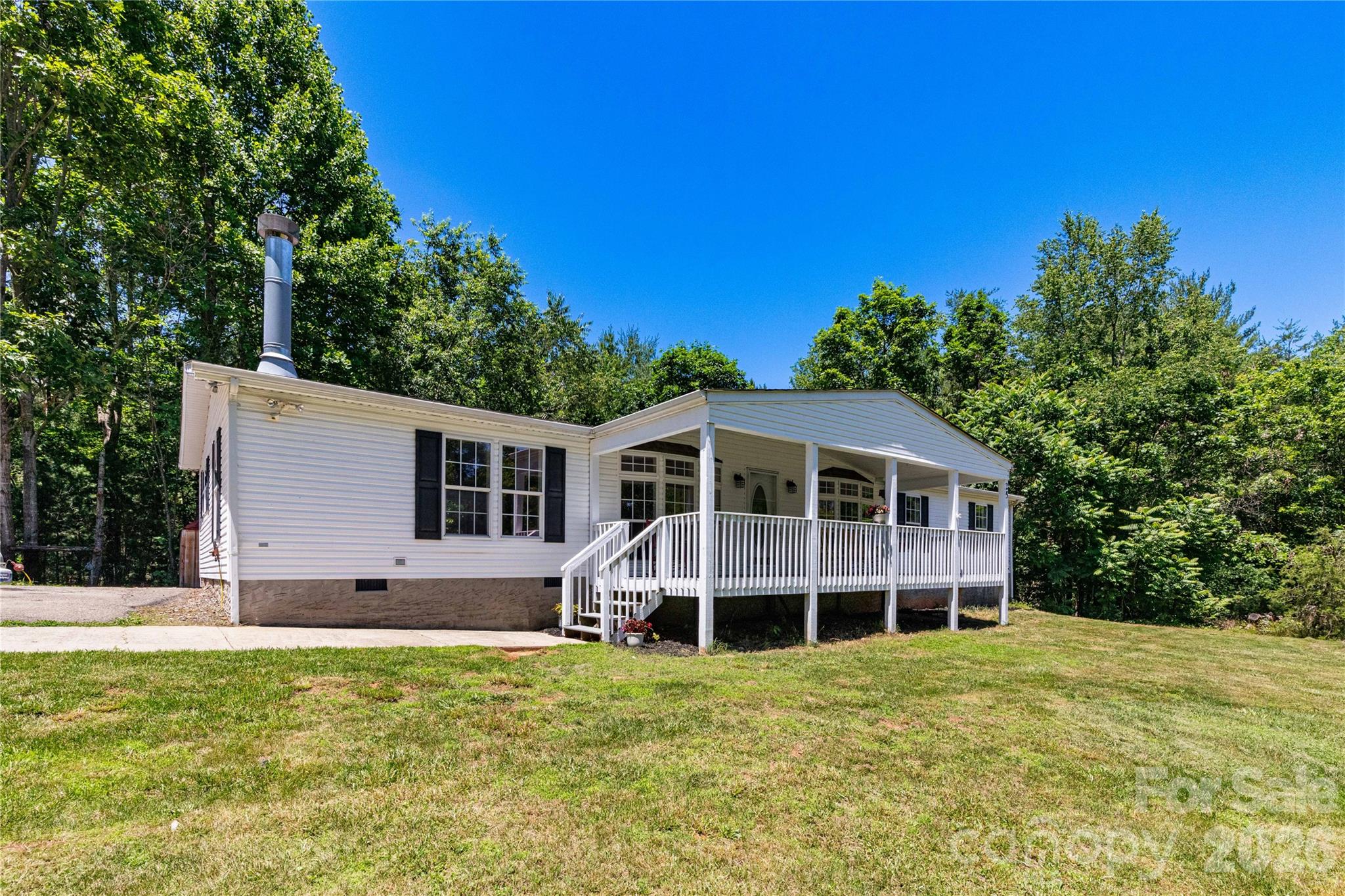 25 Sienna Drive, Asheville, NC — property listing photo