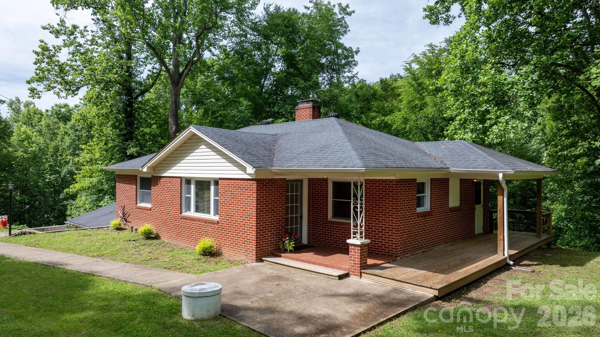 4073 NC 226A Highway, Marion, NC. property listing photo