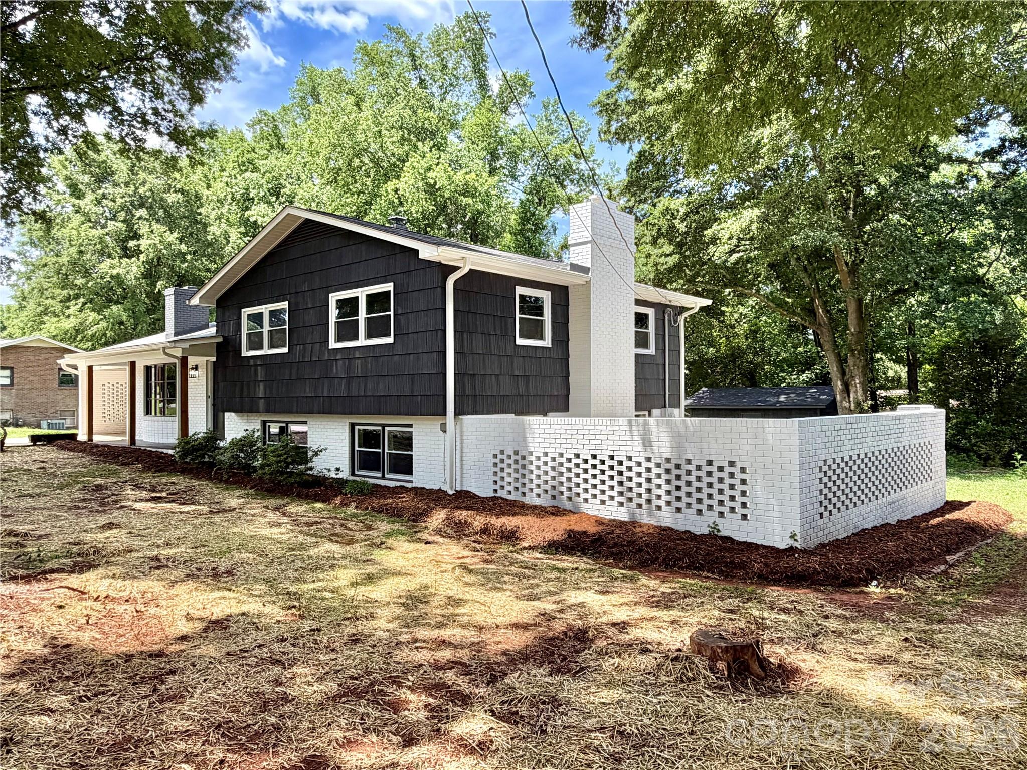 303 Deal Avenue NE, Conover, NC — property listing photo