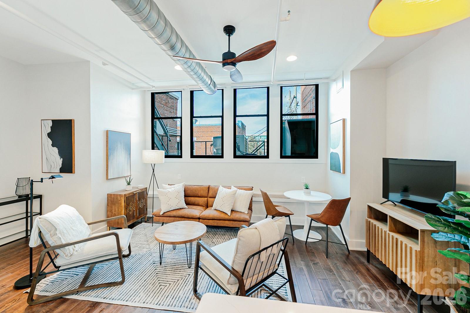 122 College Street Apt 202, Asheville, NC — property listing photo