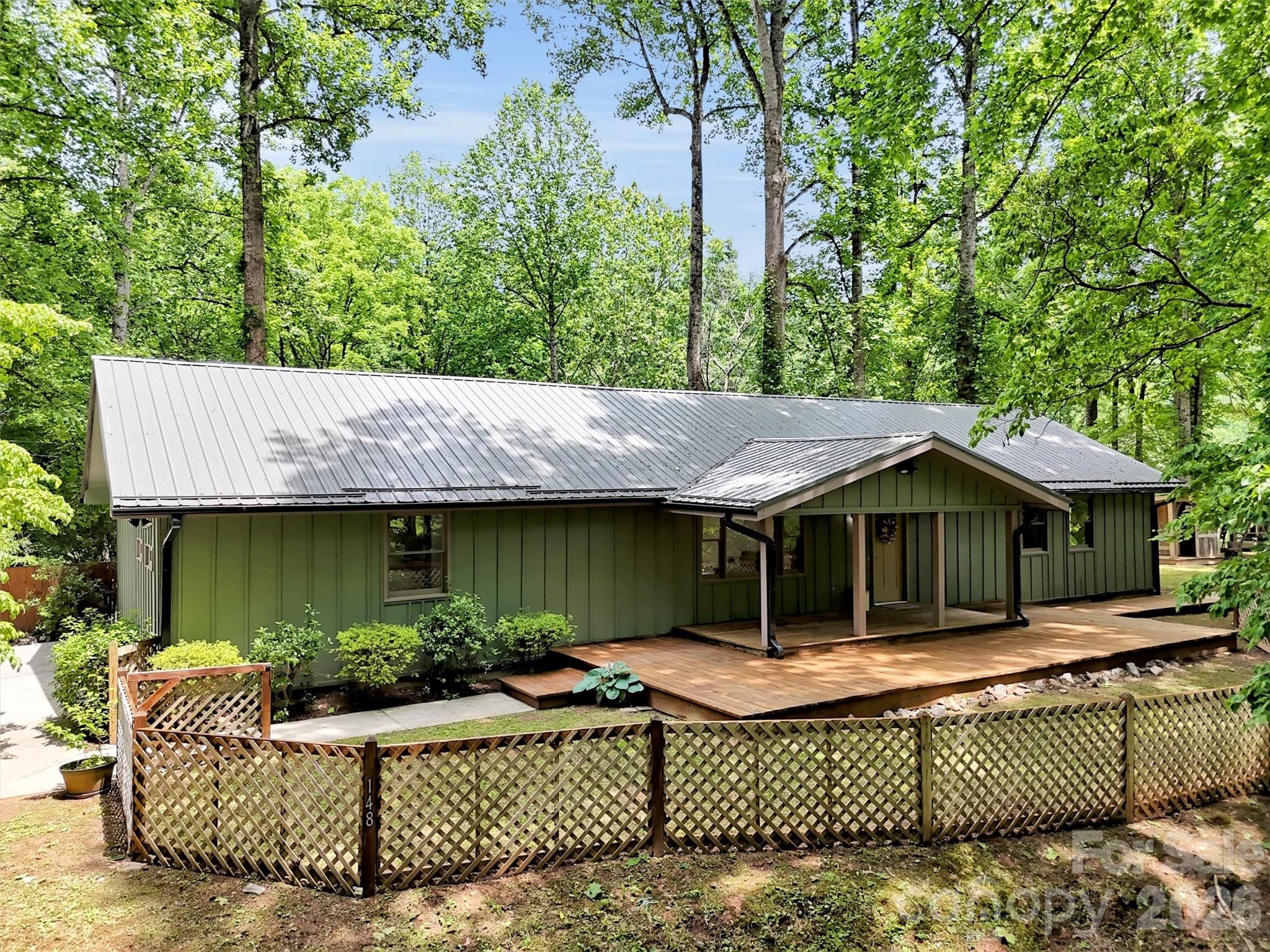 148 Cross Stitch Mountain Road, Sylva, NC. property listing photo